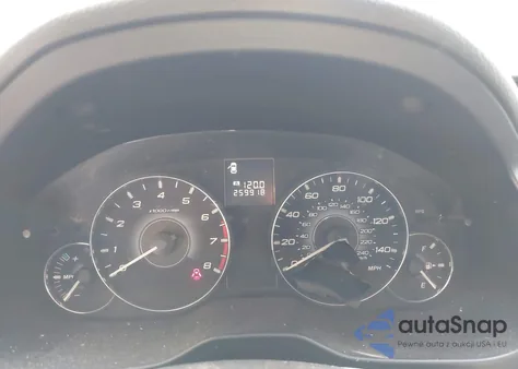 2010 Subaru Legacy 2.5I Limited из США, поврежденный, VIN 4S3BMCL63A3247317